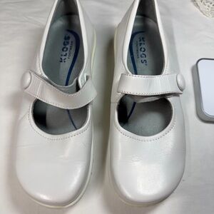 Klogs Women's White Mary Jane Shoes